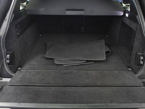 Used 2015 Land Rover Range Rover HSE AWD/4WD image 18