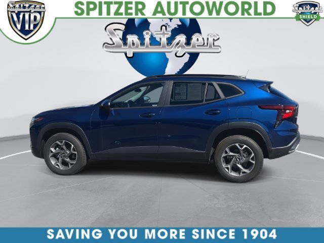 Used 2024 Chevrolet Trax LT w/ Driver Confidence Package FWD image 11