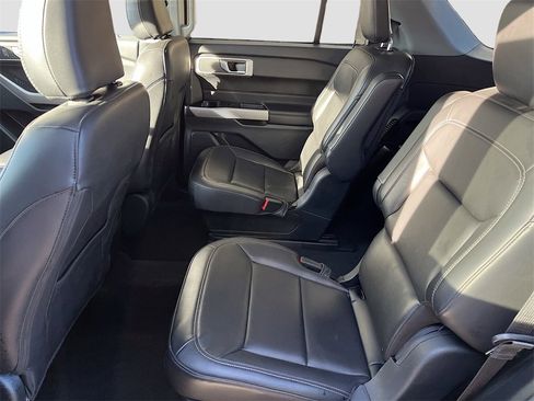 Used 2024 Ford Explorer XLT w/ Equipment Group 202A image 23