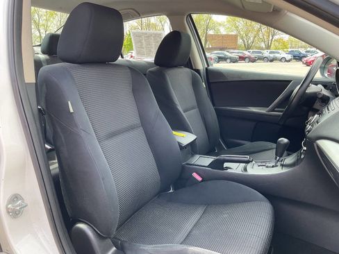 Used 2012 MAZDA MAZDA3 i Sport FWD image 36