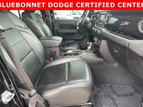 Used 2021 Jeep Wrangler Unlimited Sahara image 28