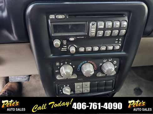 Used 2004 Pontiac Montana Extended w/ Climate Package image 20