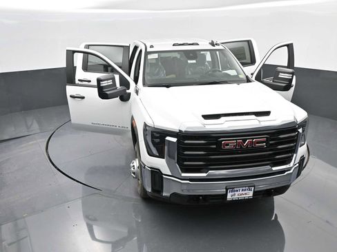 New 2025 GMC Sierra 3500 Pro w/ Convenience Package image 51