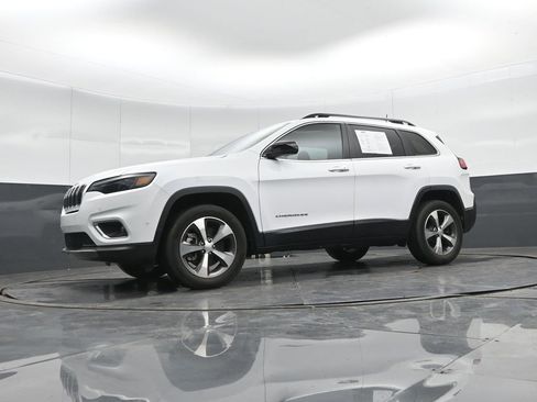 Used 2022 Jeep Cherokee Limited image 37
