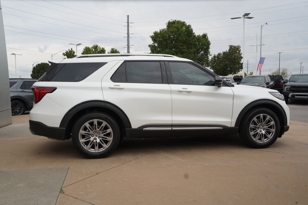 New 2027 Ford Explorer Platinum RWD image 10