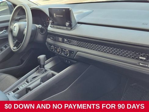 Used 2025 Honda Accord SE image 32