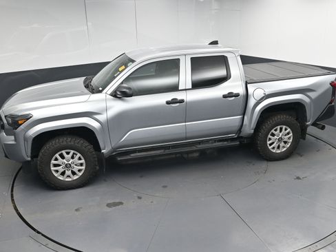 Used 2024 Toyota Tacoma SR image 36