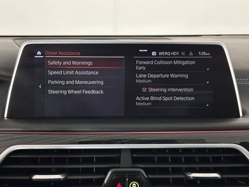 Used 2021 BMW 750i xDrive w/ Luxury Rear Seating Package image 29