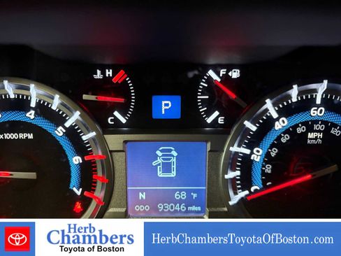 Used 2016 Toyota 4Runner SR5 RWD image 5