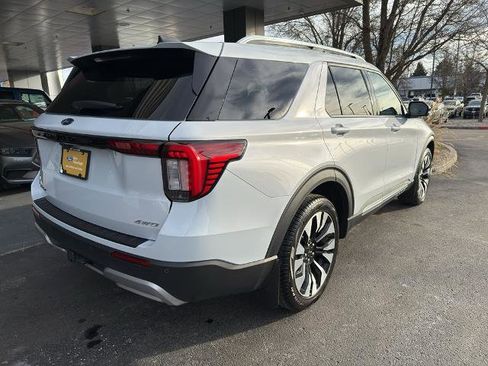 Certified 2025 Ford Explorer Platinum w/ LUX Leather Package image 4