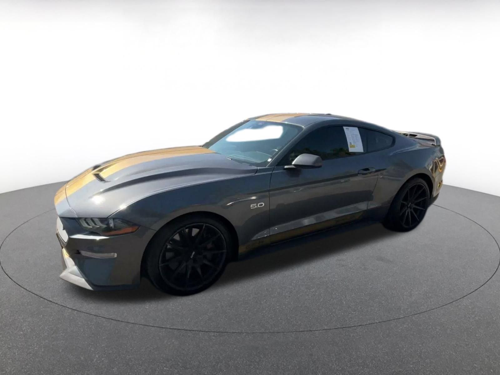 Used 2022 Ford Mustang GT Premium w/ GT Performance Package RWD image 7