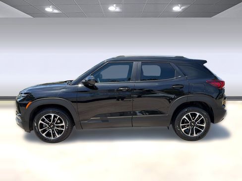 Certified 2026 Chevrolet TrailBlazer LT w/ Driver Confidence Package FWD image 2