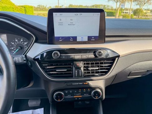 Used 2022 Ford Escape SE w/ Convenience Package image 15