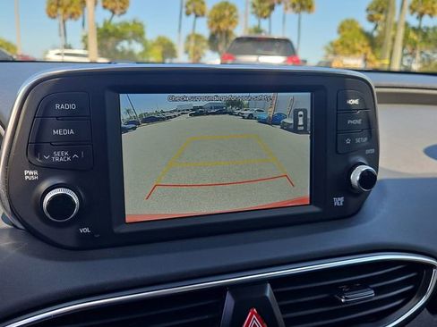 Used 2020 Hyundai Santa Fe SE FWD image 23