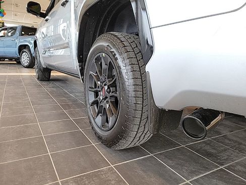 New 2026 Toyota Tundra Platinum w/ TRD Off-Road Package image 21