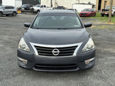 Used 2013 Nissan Altima 2.5 S image 3