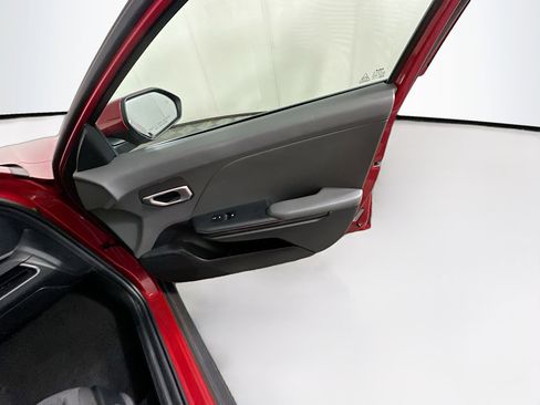 Used 2025 Kia K4 LXS image 30