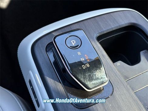 Used 2024 Nissan Ariya FWD image 19