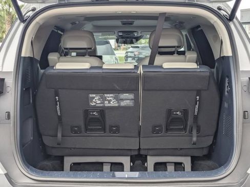 Certified 2025 Kia Carnival SX Prestige FWD image 14