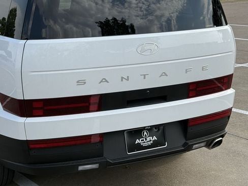 Used 2026 Hyundai Santa Fe SEL FWD image 6