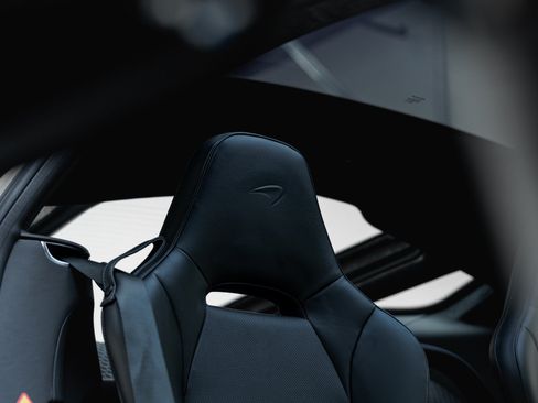 Used 2023 McLaren GT RWD image 34
