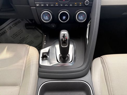 Used 2019 Jaguar E-PACE SE AWD/4WD image 35
