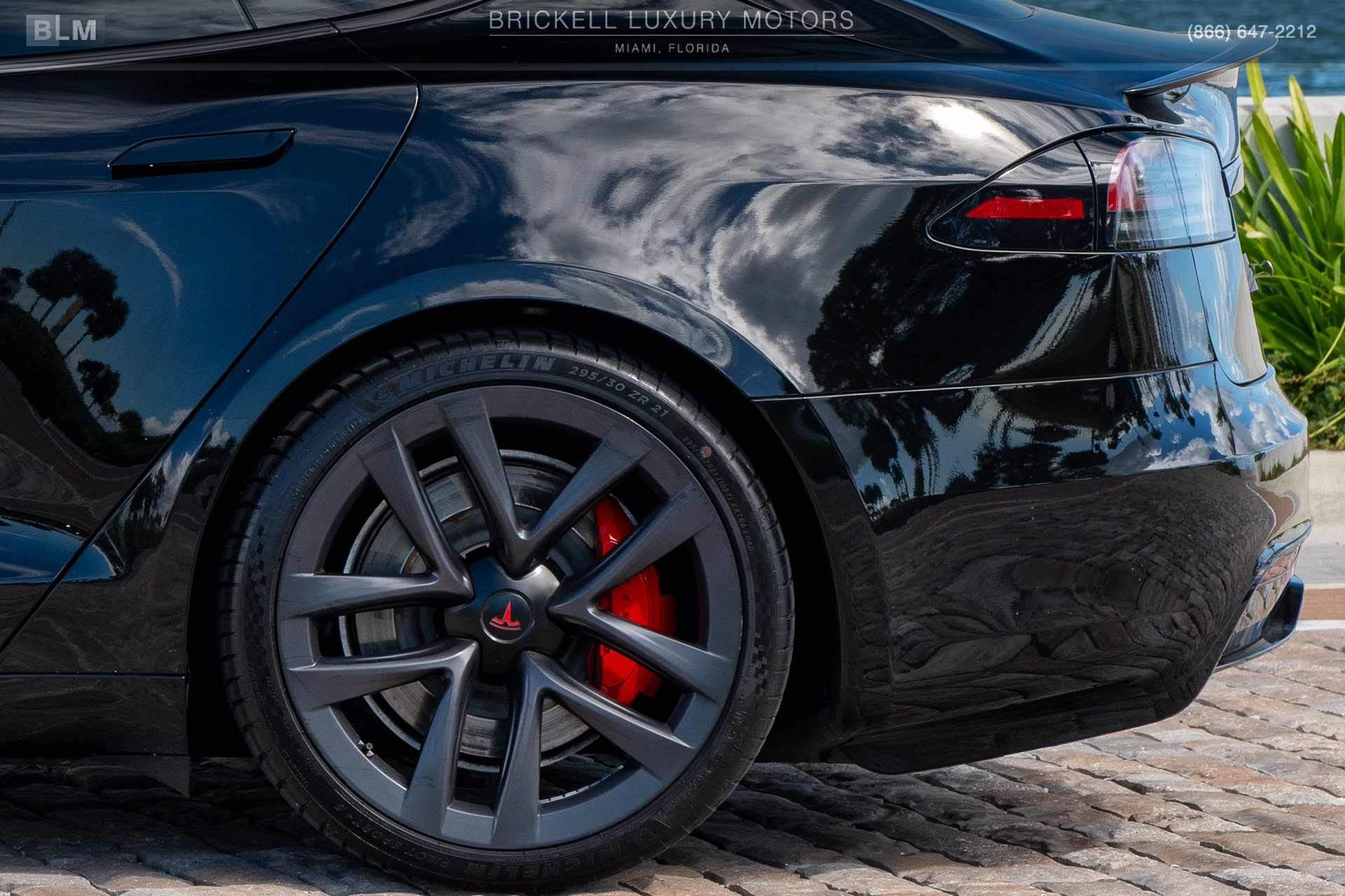 Used 2024 Tesla Model S Plaid AWD/4WD image 42