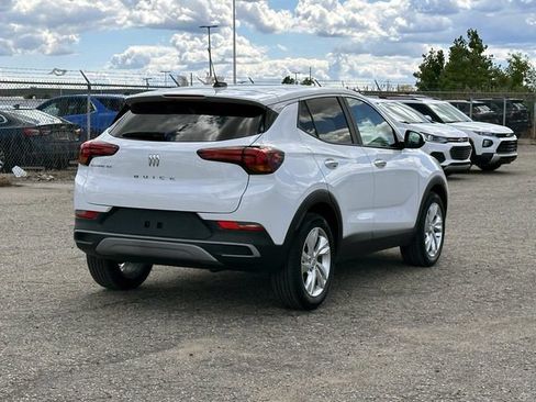 Certified 2024 Buick Encore GX Preferred FWD image 7