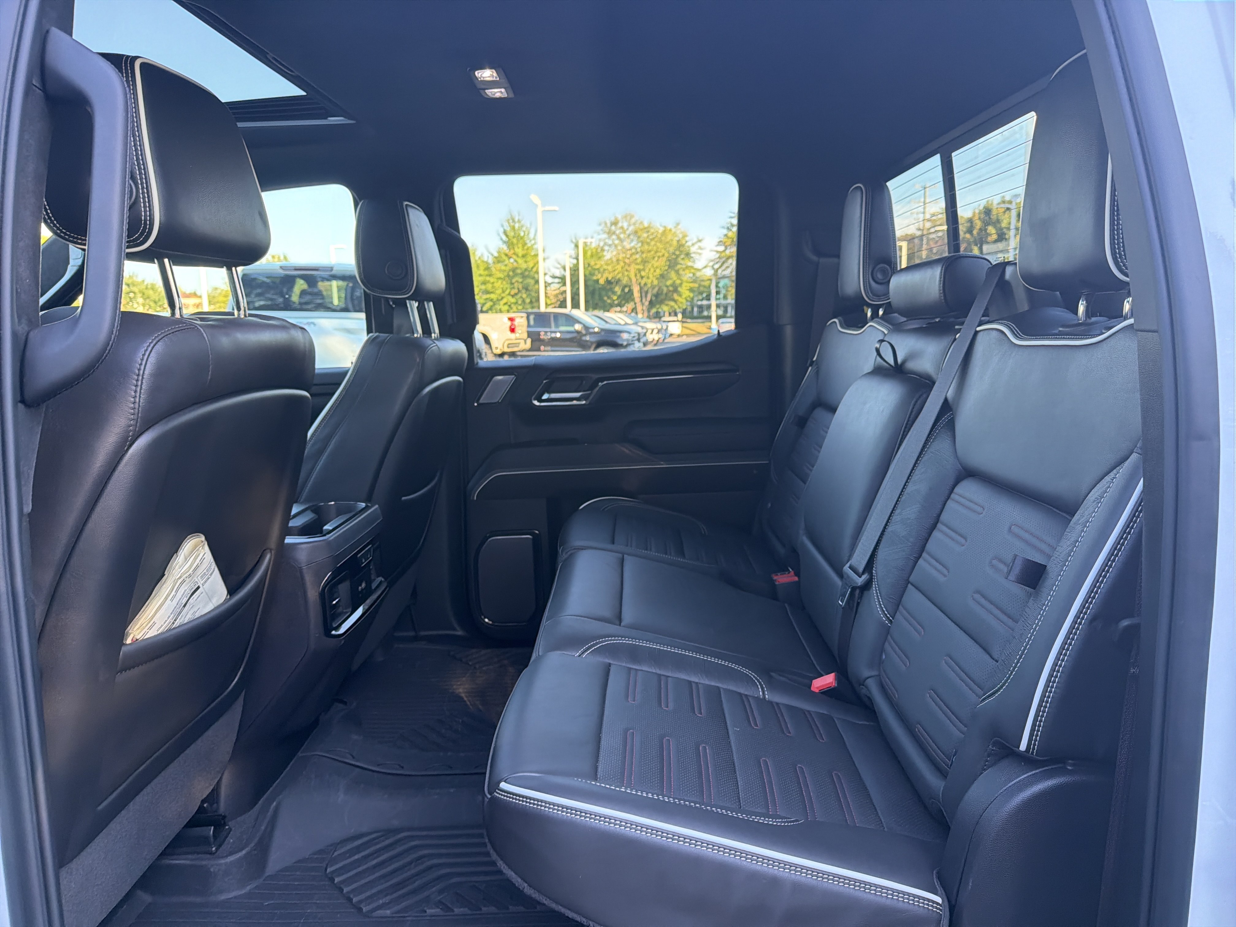 Used 2024 GMC Sierra 1500 AT4X w/ AT4X AEV Edition AWD/4WD image 32