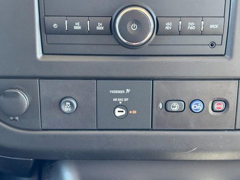 Used 2019 Chevrolet Express 3500 LS image 15