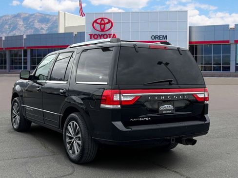 Used 2015 Lincoln Navigator 4WD image 5