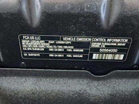 Used 2020 Alfa Romeo Stelvio RWD image 18