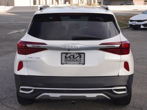 Used 2023 Kia Seltos S w/ Navigation Package image 13