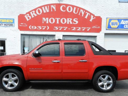 Used 2011 Chevrolet Avalanche LS w/ Regional Value Package image 1