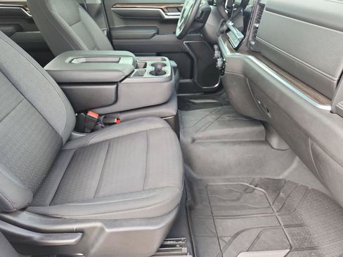 Certified 2022 Chevrolet Silverado 1500 LT RWD image 26