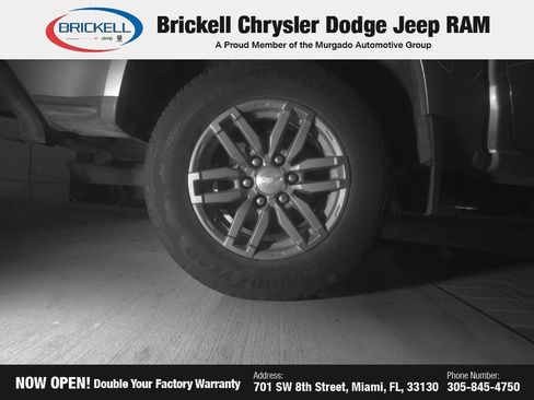 Used 2024 Chevrolet Colorado LT RWD image 13