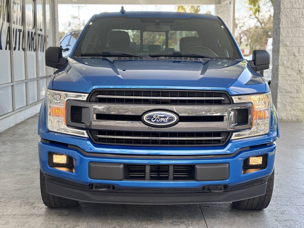 Used 2019 Ford F150 XLT w/ Equipment Group 302A Luxury AWD/4WD image 11
