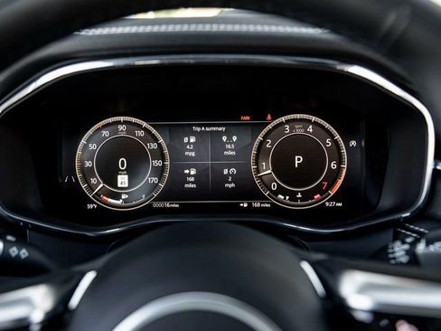 New 2026 Jaguar F-PACE R-Dynamic S image 17