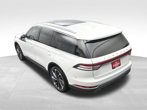 Used 2020 Lincoln Aviator Reserve w/ Equipment Group 202A AWD/4WD image 24