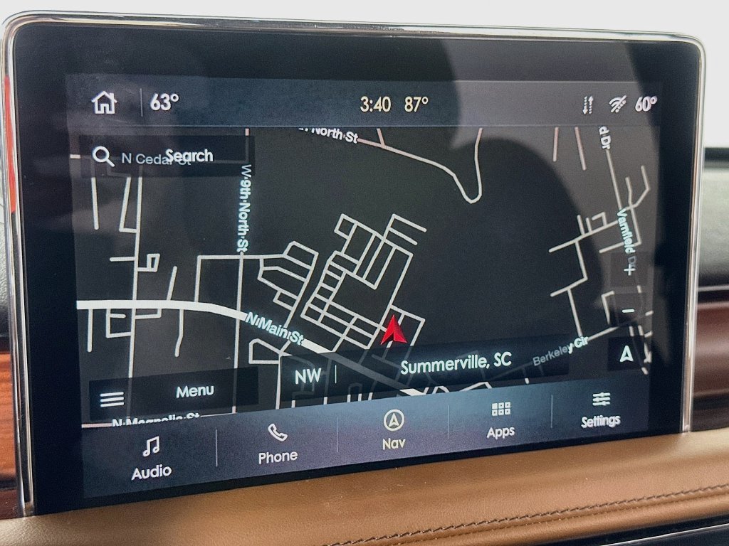 Used 2020 Lincoln Aviator Grand Touring w/ Equipment Group 302A AWD/4WD image 32