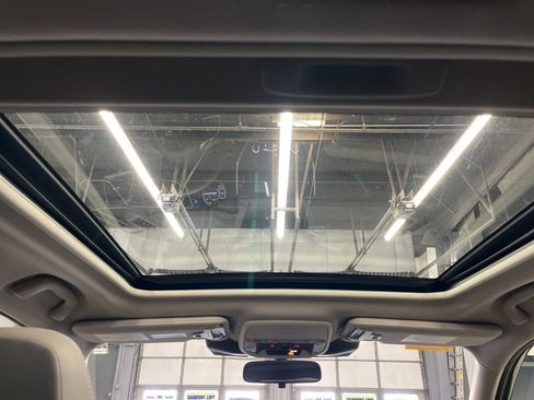 Certified 2024 Subaru Forester Limited image 29