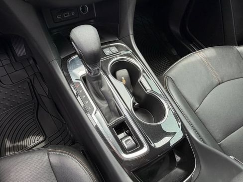 Used 2024 Chevrolet Equinox Premier FWD image 20