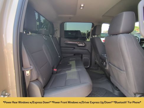Used 2022 Chevrolet Silverado 1500 LT Trail Boss AWD/4WD image 11