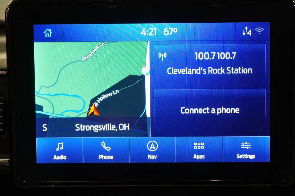 Used 2021 Ford Explorer XLT w/ Equipment Group 202A AWD/4WD image 19