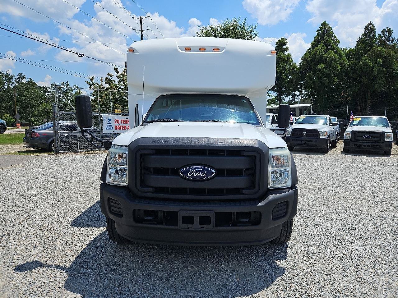 Used 2016 Ford F550 2WD Regular Cab Super Duty image 8