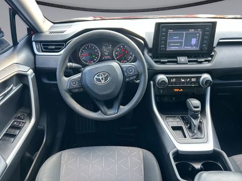Used 2019 Toyota RAV4 XLE FWD image 21