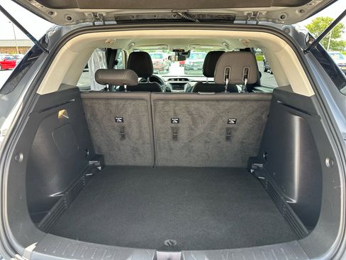 Used 2022 Chevrolet TrailBlazer LT image 14