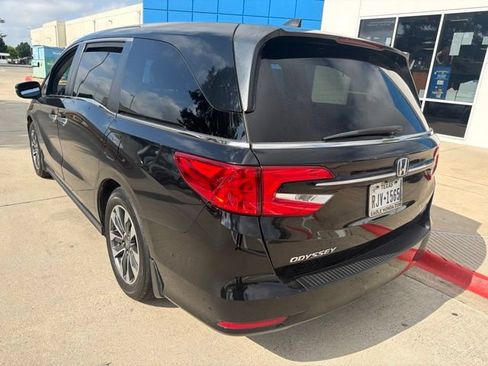 Used 2021 Honda Odyssey EX-L image 7