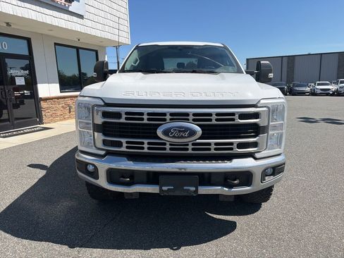 Used 2024 Ford F350 XLT w/ FX4 Off-Road Package image 10