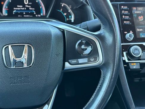 Used 2019 Honda Civic EX image 17